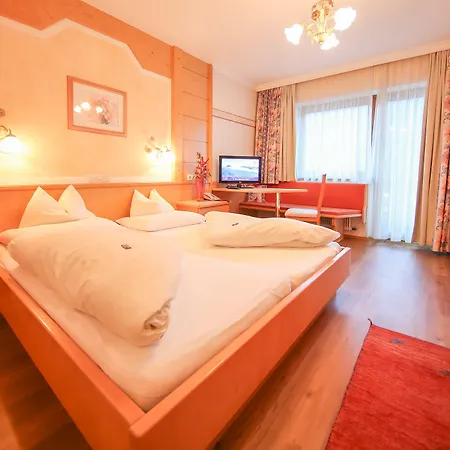 Hotel Superior Persal 3*