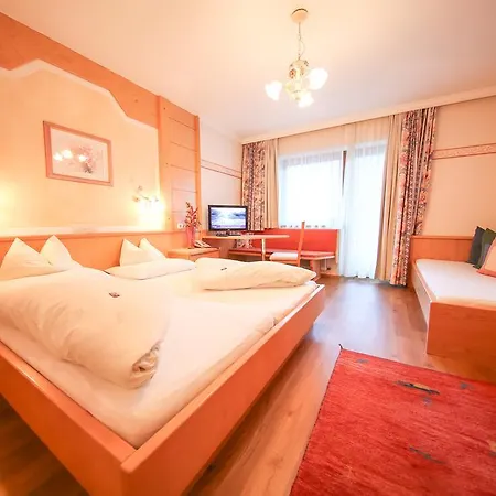 Persal Hotel