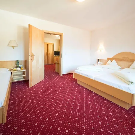 Persal Hotel Finkenberg