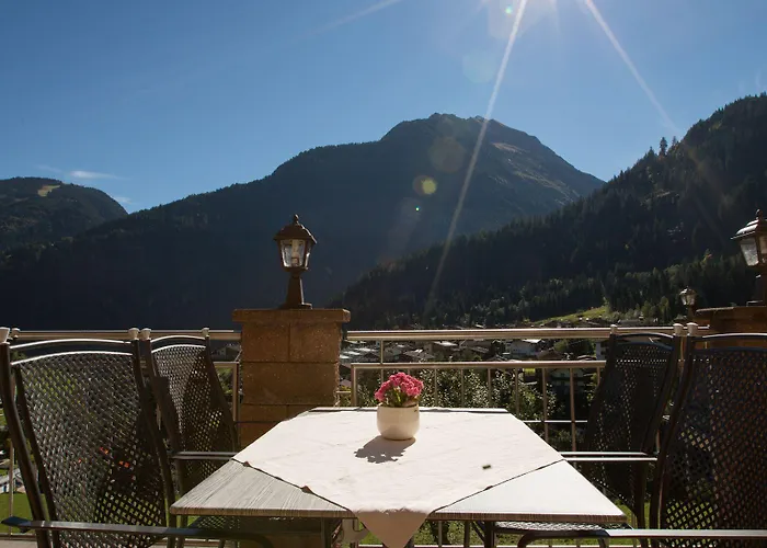 Szálloda Superior Persal 3*