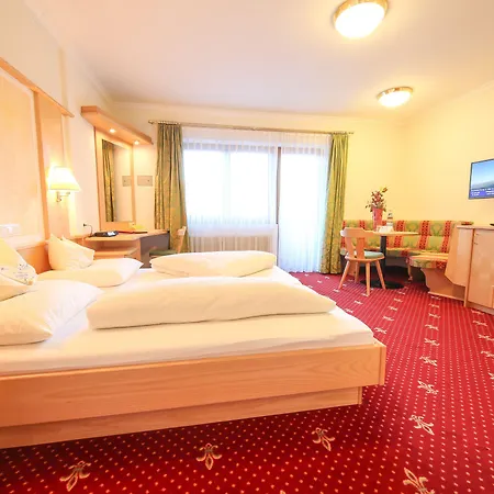 Superior Persal Hotel Finkenberg