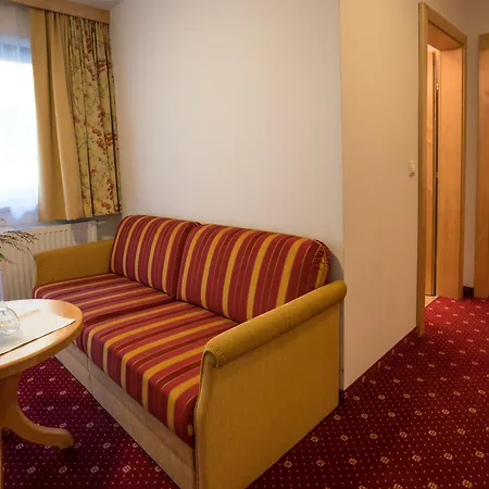 Hotel Superior Persal 3*